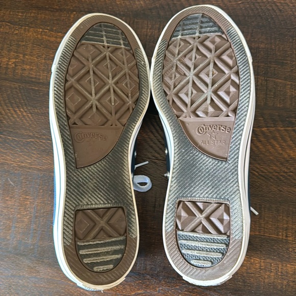 Women’s Converse All Star Chuck Taylor Shoes - Picture 5 of 5